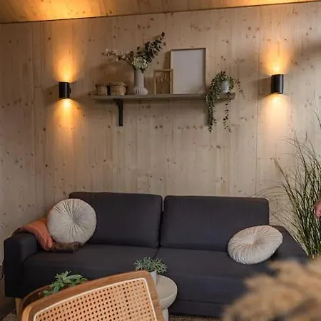 Luxe Tinyhouse Salie Op Klein Vakantiepark Holiday home *